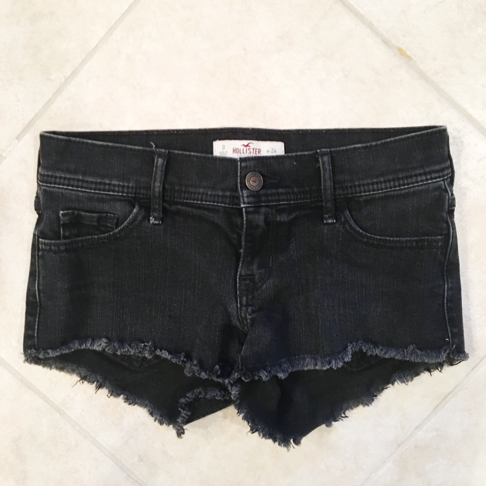 🌸Hollister Black Denim Frayed Shorts